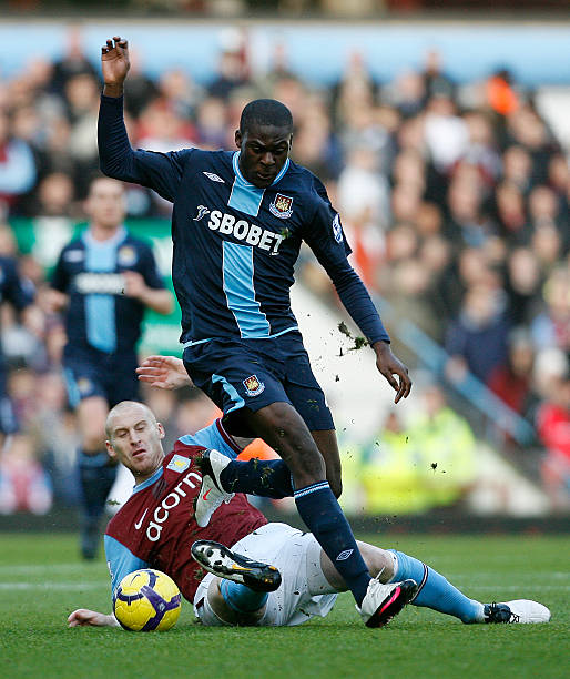 卫冕冠军英 卫冕冠军英